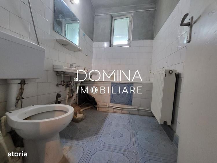 Apartament cu 3 camere semidecomandat în 1 Mai
