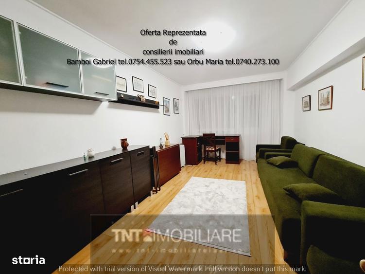 Apartament cu 4 camere decomandat în Piața Unirii