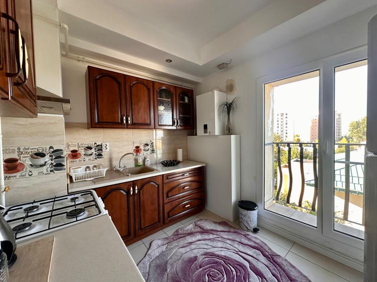 Apartament cu 2 camere decomandat în Ștefăneștii de Jos