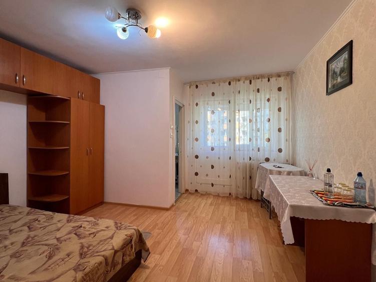 Garsoniera de inchiriat, zona 1 Decembrie, Faur - 1