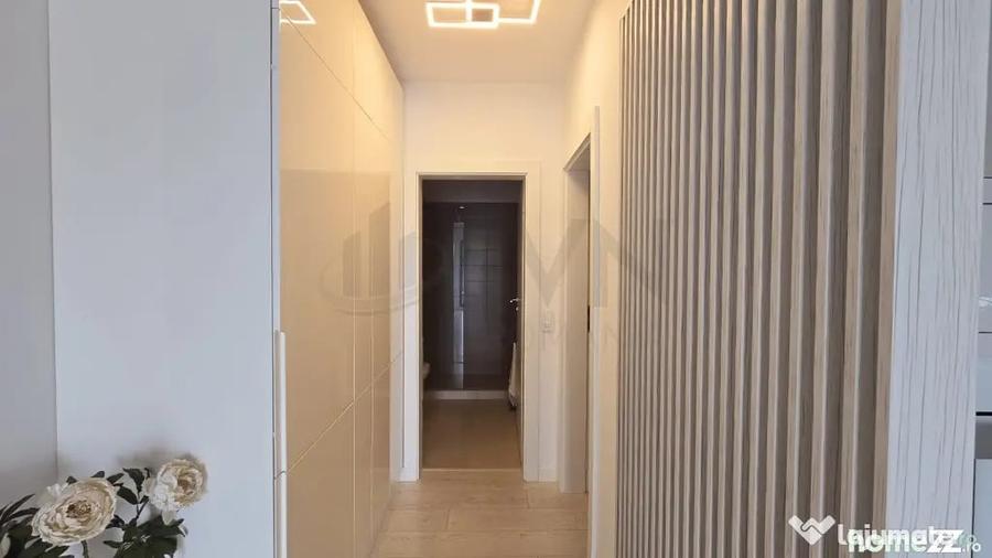 Apartament cu 2 camere semidecomandat, mobilat în Central