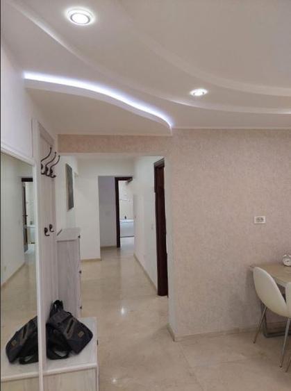 Apartament cu 4 camere decomandat, mobilat în Unirii