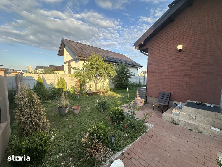 Casă cu 3 camere cu Teren 280 Mp în Central