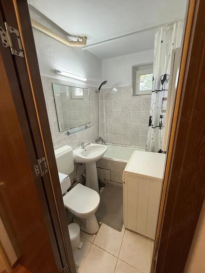 Apartament cu 3 camere decomandat în Timișoara