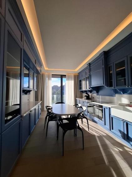 Apartament cu 5 camere decomandat, mobilat în Kiseleff