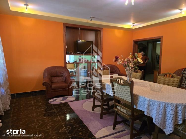Casă cu 5 camere cu Teren 1016 Mp în Central