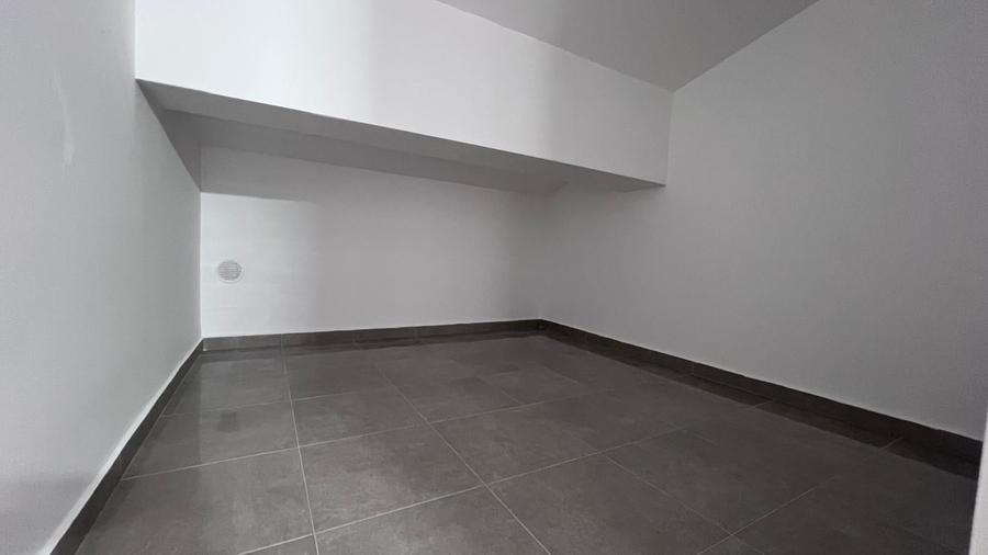 Casă cu 4 camere cu Canalizare în Prelungirea Ghencea