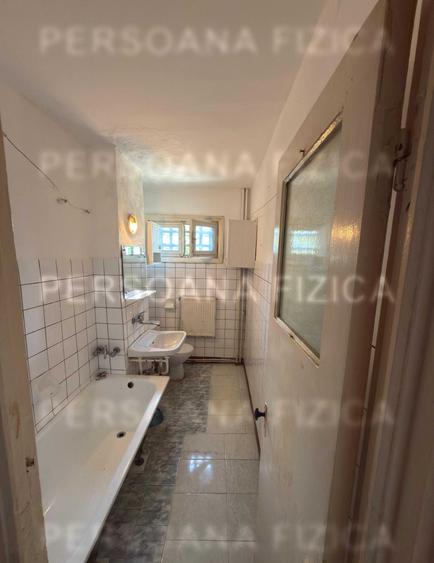 Apartament cu 2 camere semidecomandat în Primăverii