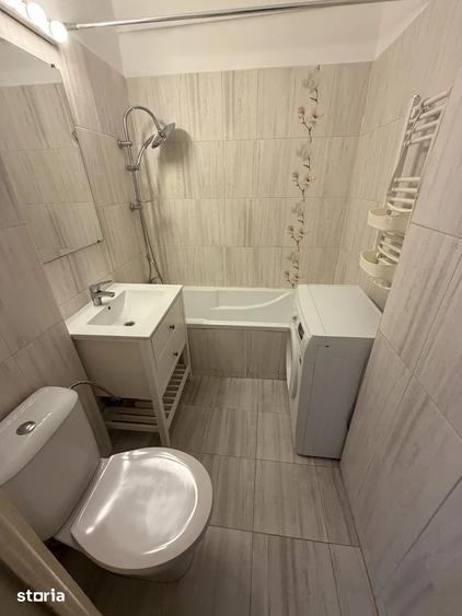 Apartament cu 3 camere semidecomandat, mobilat în Drumul Taberei