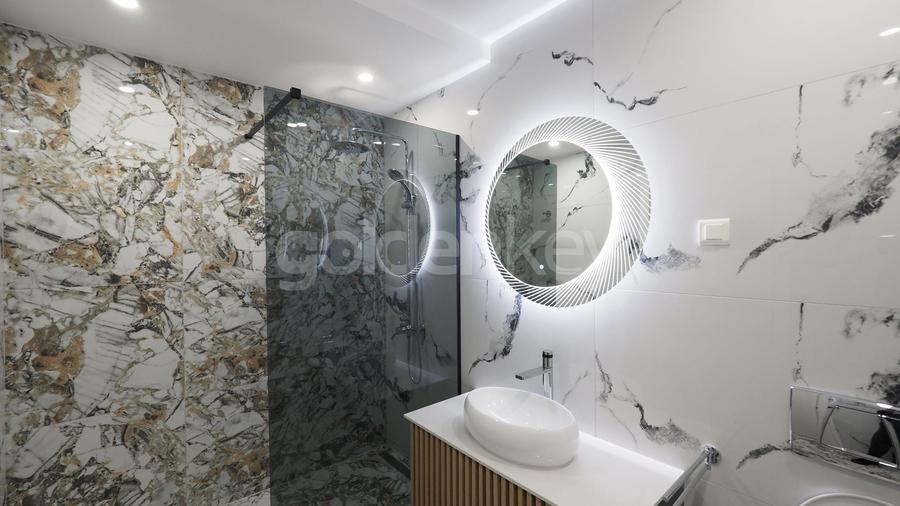 Apartament cu 4 camere decomandat, mobilat în Șoseaua Nordului