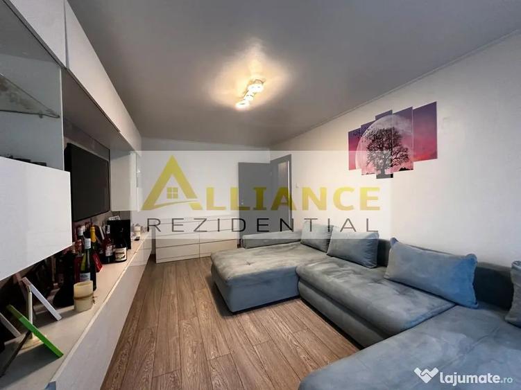 Apartament cu 3 camere decomandat în Apărătorii Patriei