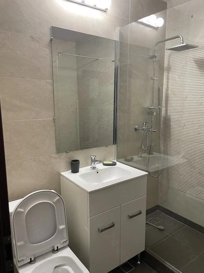 Apartament cu 2 camere semidecomandat în Tineretului