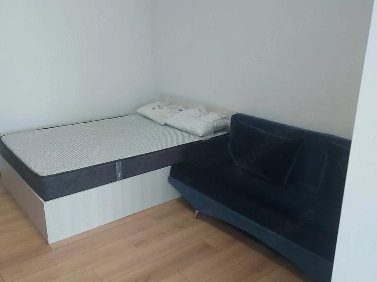 Garsonieră semidecomandată în Basarabia