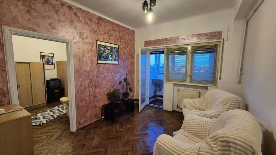 Apartament cu 2 camere semidecomandat, mobilat în Unirii
