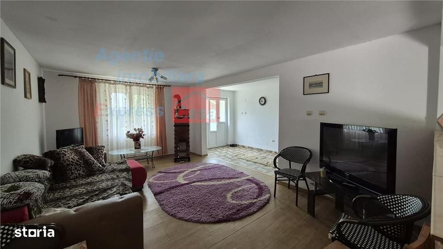 Casă cu 4 camere cu Teren 180 Mp în Rediu
