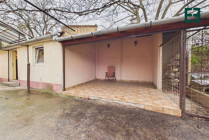 Casă individuală cu 2 camere cu Canalizare în Aradul Nou