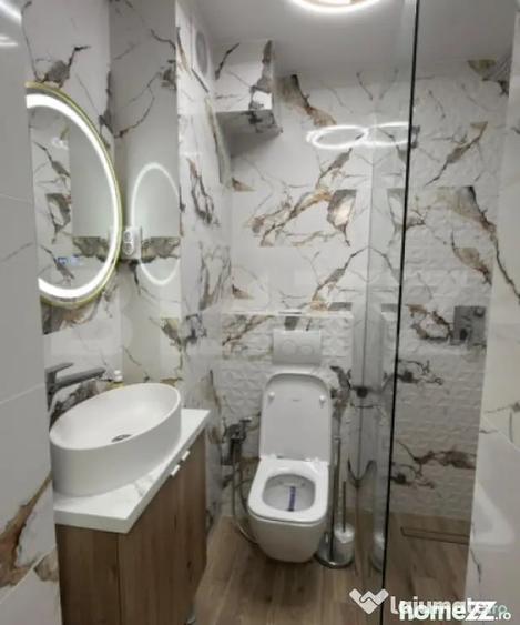 Apartament cu 4 camere decomandat în Central