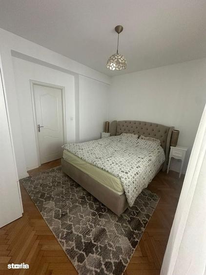 Apartament cu 3 camere semidecomandat în Ultracentral
