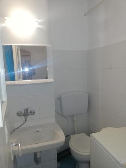 Apartament cu 2 camere semidecomandat în Tătărași
