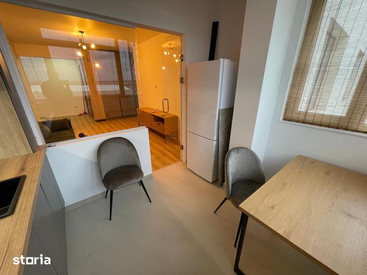Apartament cu 2 camere decomandat în Exterior Vest