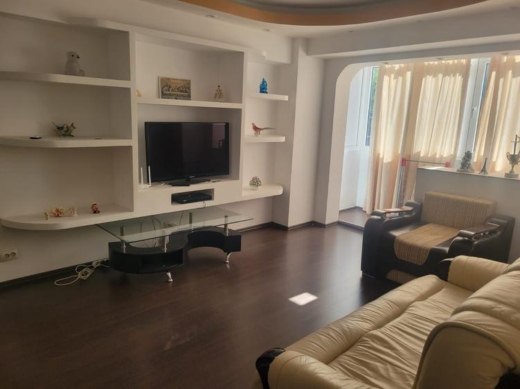 Apartament cu 2 camere semidecomandat în Militari