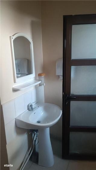 Spațiu comercial, de 78 mp, în Central