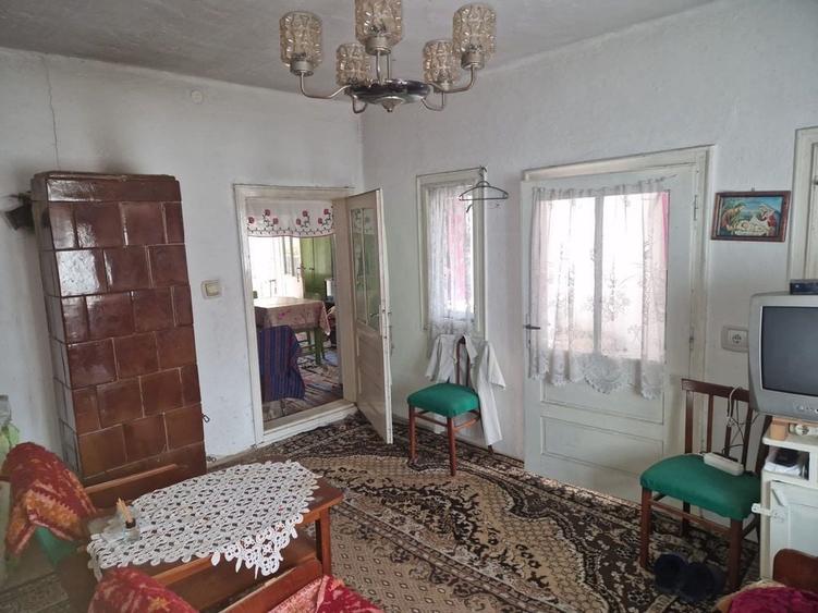 Casă cu 2 camere în Corbu