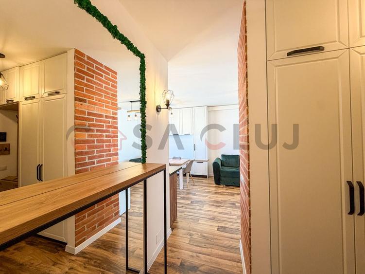 Apartament cu 3 camere semidecomandat, mobilat în Borhanci