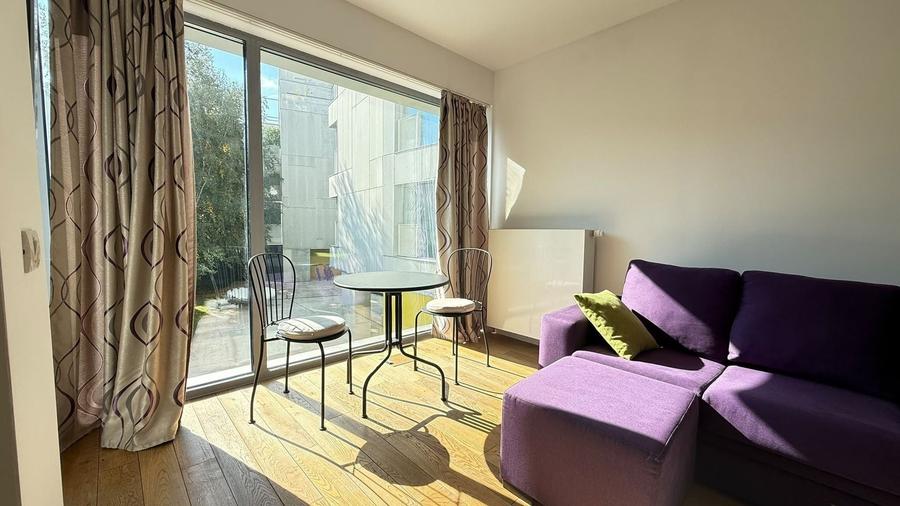 Apartament cu 2 camere decomandat, mobilat în Dacia