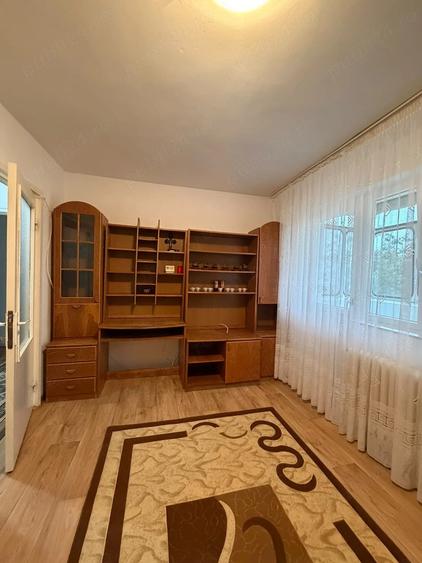 Apartament cu 2 camere decomandat în Mircea cel Bătrân
