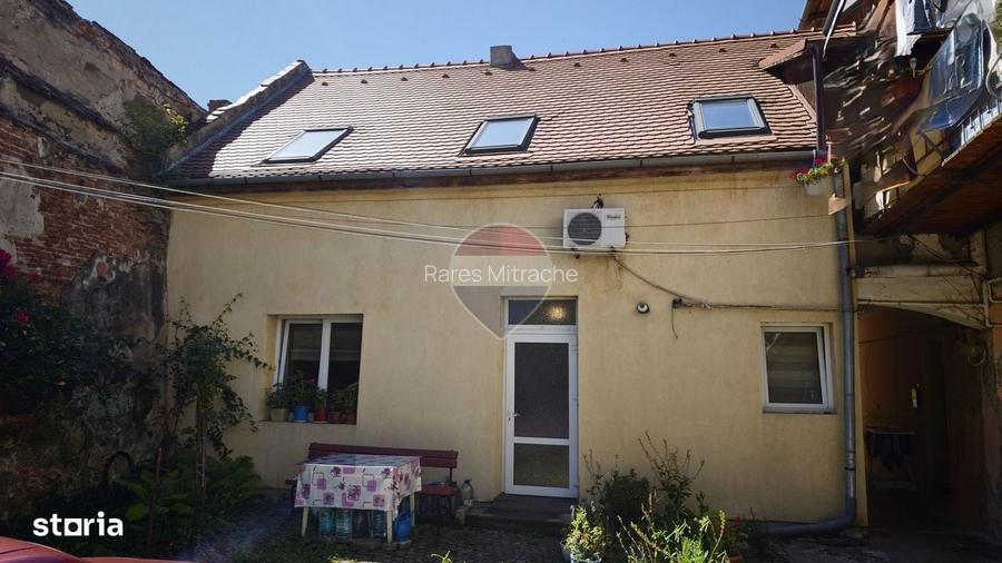 Apartament la casa in Centrul Istoric al Mediasului 66 mp utili