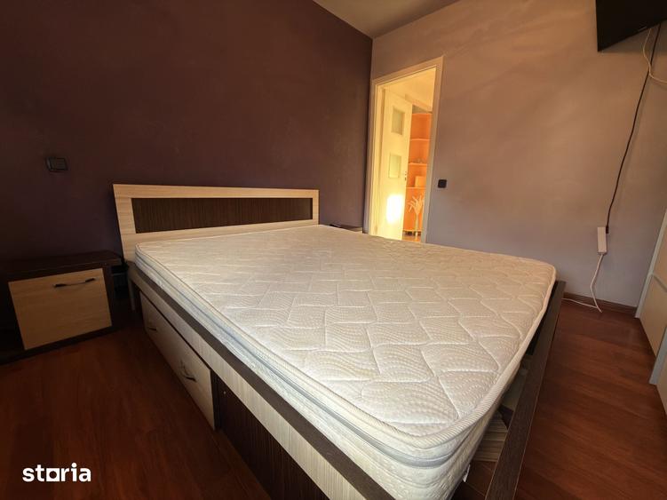 Apartament cu 2 camere decomandat în Lipovei
