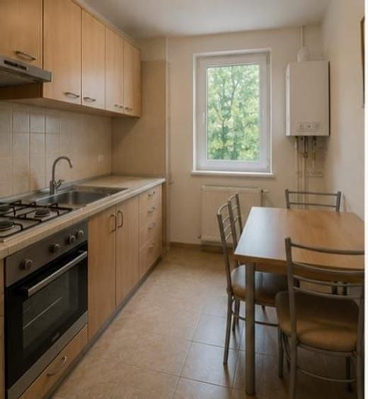 Inchiriez apartament cu 3 camere - 1