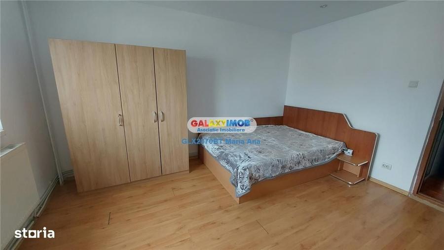 Garsonieră decomandată în Central