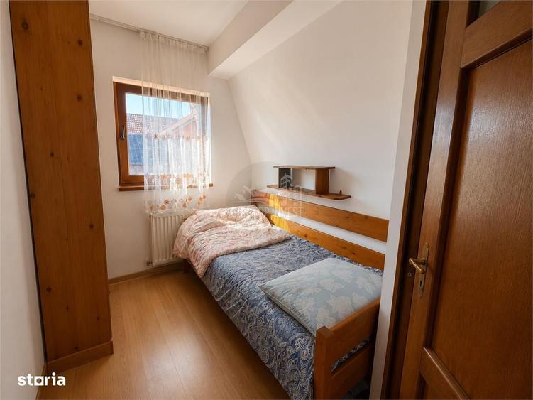 Casă cu 4 camere decomandat în Lupeni