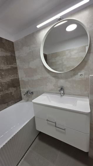 Casă individuală cu 5 camere cu Canalizare în Otopeni