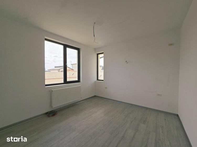 Casa - 444mp teren - 4 camere- cartierul nou -154.990 euro - 8