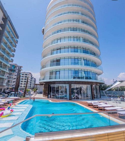 Apartament cu 2 camere decomandat, mobilat în Mamaia