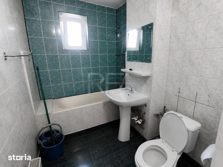 Apartament cu 2 camere semidecomandat, mobilat în Dristor