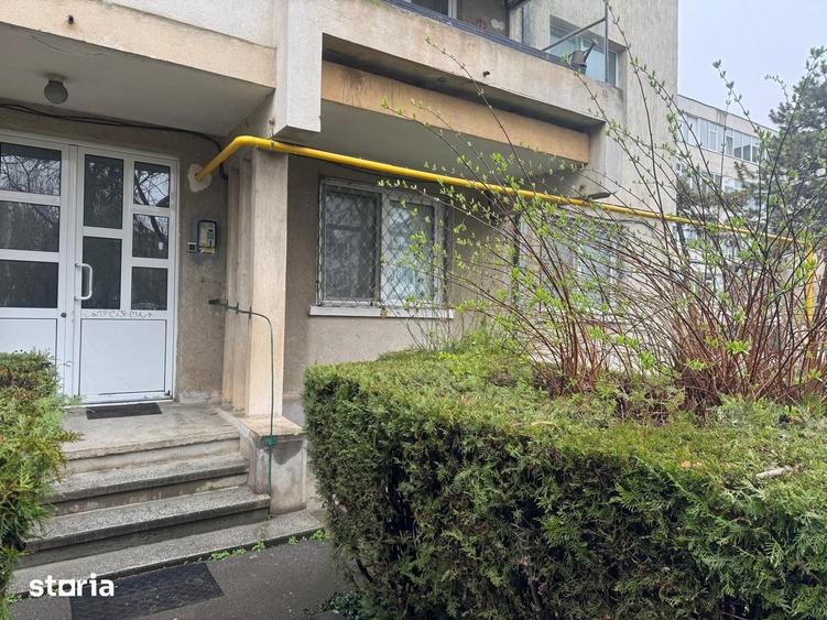 Apartament cu 3 camere decomandat în Tomis II