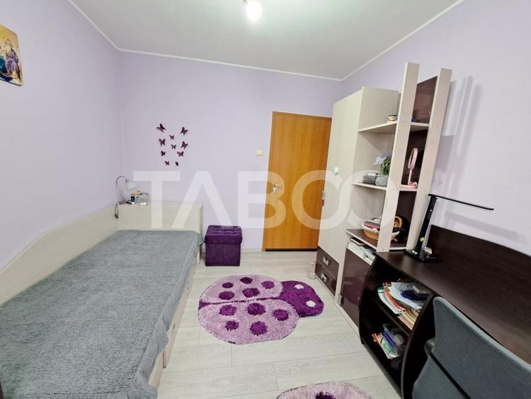 Apartament cu 2 camere decomandat, mobilat în Central