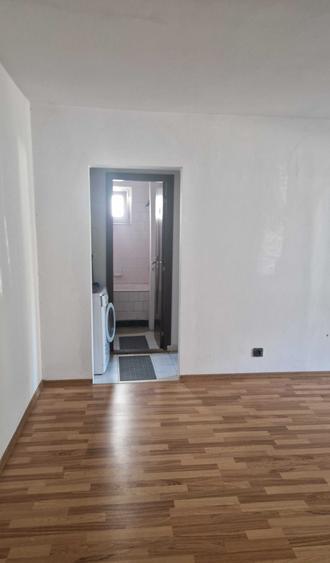 Apartament cu 2 camere semidecomandat în Exterior Vest