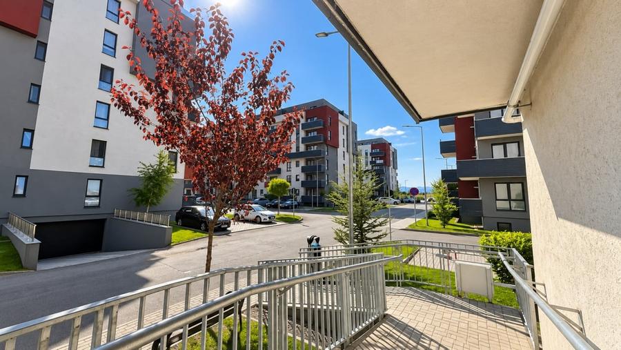 Apartament cu 2 camere decomandat, mobilat în Bartolomeu