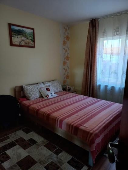 Casă individuală cu 3 camere cu Canalizare în Valu lui Traian
