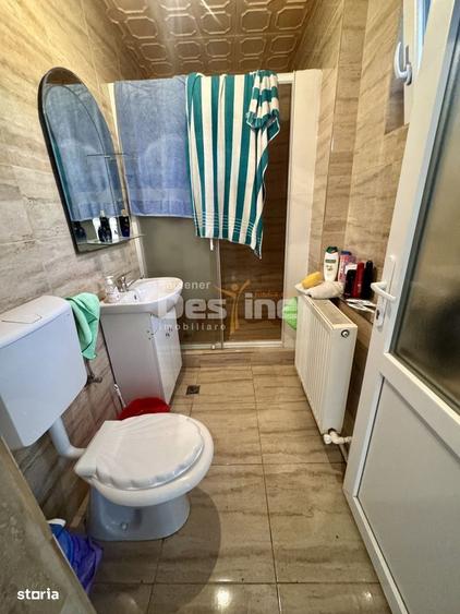Casă cu 2 camere cu Canalizare în Uroi