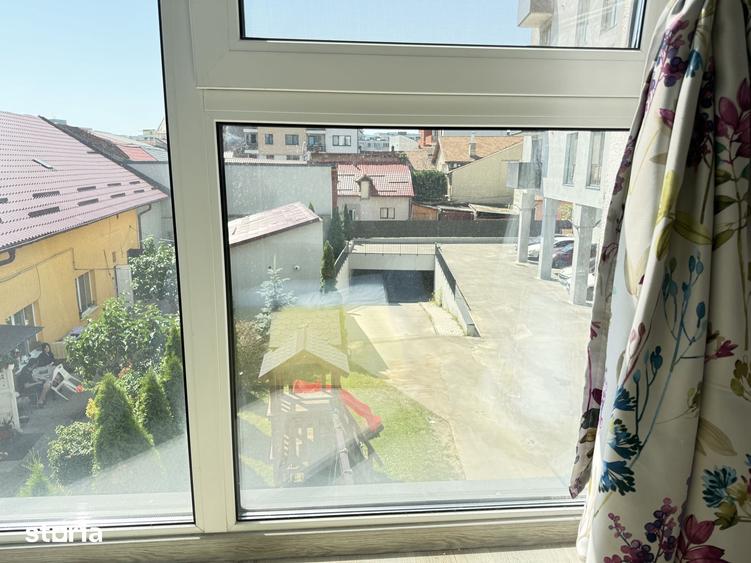 Apartament cu 3 camere în Mărăști