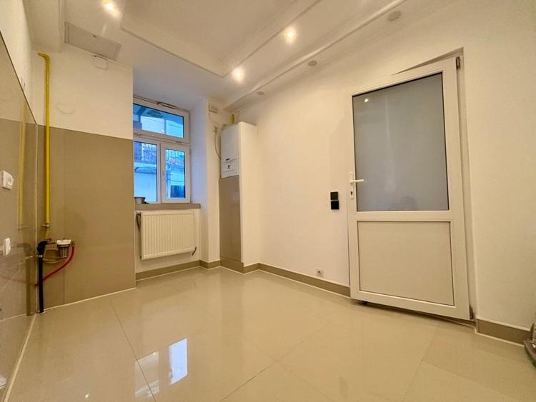 Apartament cu 2 camere decomandat în P-ța Mihai Viteazul