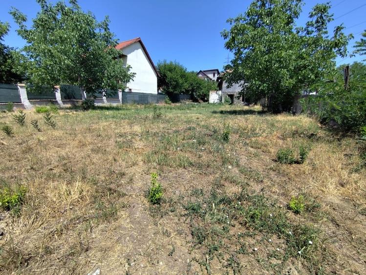 Teren Construcții intravilan de 998 mp, în Cetate