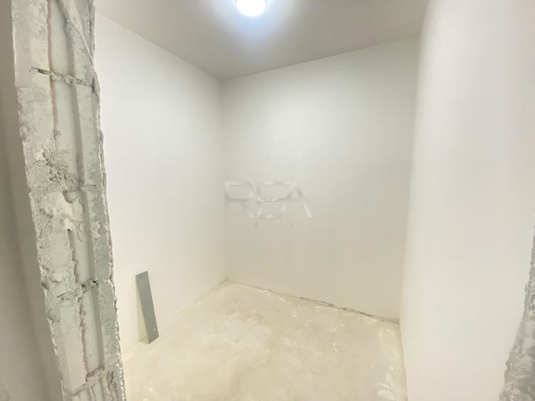 Apartament cu 3 camere decomandat în 13 Septembrie