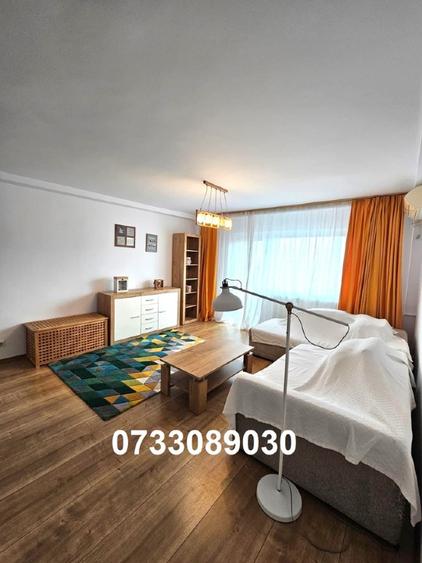Apartament cu 3 camere semidecomandat în Drumul Taberei